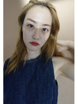 フィリー(philee)/eye lush