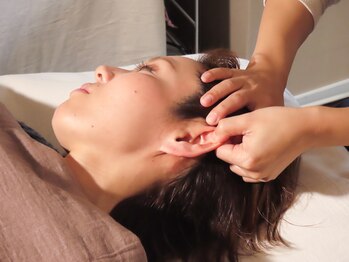 のあの/耳つぼマッサージ