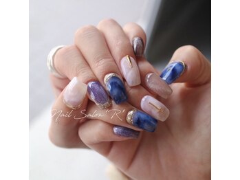 ネイルサロン R/スタイリングコース　8030円 aki