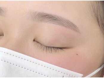 ビューステージ アイブロウサロン 横浜/仕上げはメイクまで行います♪