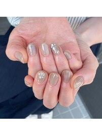 グレーシェルフラワーネイル