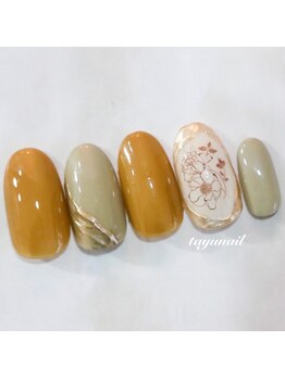 たゆ ネイル(たゆnail)/秋らしいニュアンスミラーネイル