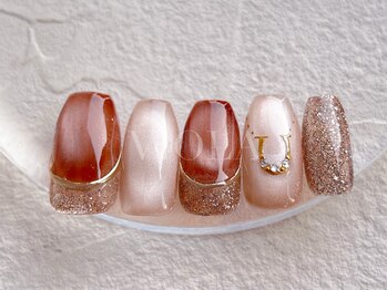 ヴィオラ(VIOLA)/馬蹄ネイル/干支ネイル