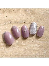 ネイリスト／RINA