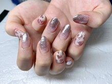 バズネイル(VAZ NAIL)/