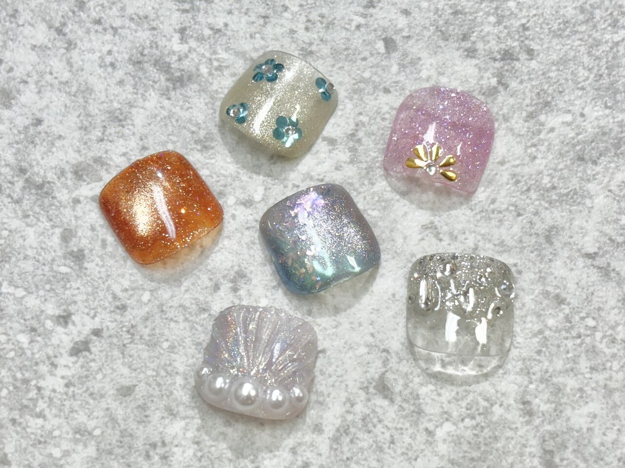 ネイル アンド アイラッシュ ヨンマルニ(Nail&eyelash 402