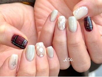 アイユー 千葉(iu.)