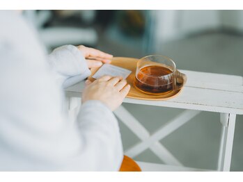 トリコテ ル ブラン(tricoter le blanc)/季節の野菜茶と香りのムエット