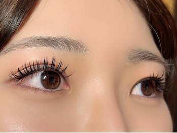 リジェネ(Regene)の写真/最高級エクステ使用☆ダメージレス＆満足のボリューム感なのに軽く、付け心地抜群！密着度が高くモチも◎