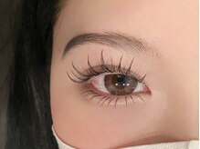 イチ(一一一一)の雰囲気（大人気のLEDも、ワンホンも、理想のお目元に◎）