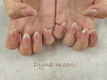 ダイナ ムーン(Dyna moon.)/チークネイル
