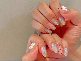 グリッタ-ネイル/ドット×リボン