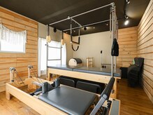 設備充実プライベートマシンピラティススタジオ【肩こり/姿勢】