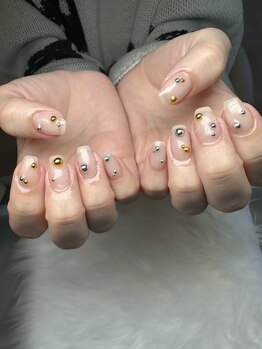 ネイルサロン べルフ(nail salon Verf)/スタッズアート♪