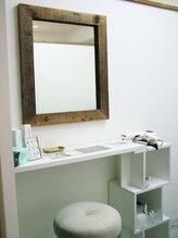 ディアリー(Dearly)/店内ドレッサー/眉毛サロン