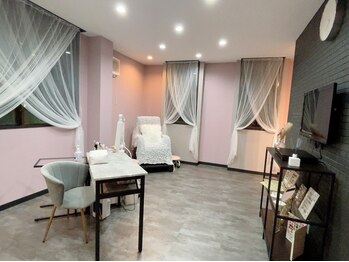 レアゼル(Le’a zele)の写真/≪栗橋駅徒歩1分≫駅チカに1席だけの落ち着いた雰囲気で、ゆっくりお過ごしいただけるネイルサロン♪