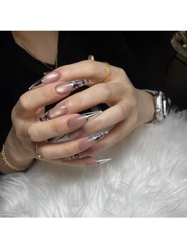 マーベラス ネイル デザイン(Marvelous Nail Design)の写真/ライフスタイルに合った長さ出しで大人女性におすすめのデザインを叶えます♪