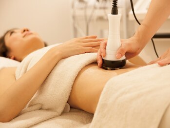 サロンドフララ 表参道店(Salon de Fulala)/腸セラピー/ハイパーナイフ/EMS