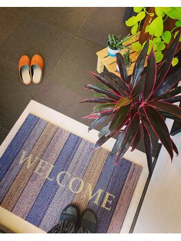 ボディロミロミ(BODY LomiLomi)/店内入口