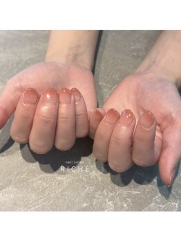 リッシュ(RICHE)/サーモンピンクグラデーション