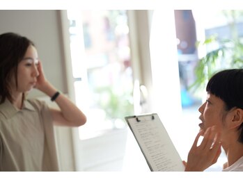 キナリ 新宿(CINARI)/確認シートにご記入頂きます。