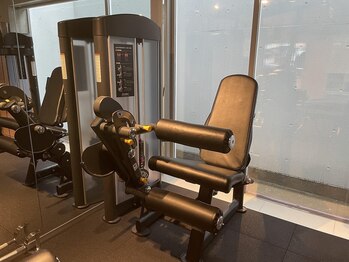 ジムニキサロン(GYM Niki Salon)/美脚のトレーニングマシン1！