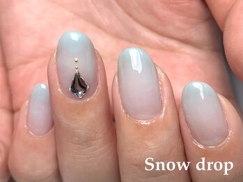 スノー ドロップ(Snow drop)/グラデーション