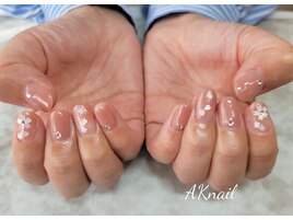 季節のアート／桜ネイル