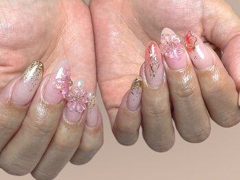ネイルサロン ボニール(BONIR)の写真/【ペイントアート無制限も♪】人とかぶりたくない…こだわりたいあなたにオススメ☆デザインの持ち込みも◎