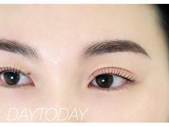 デイトゥデイ(DAY TO DAY)/描ける眉×キープ力抜群パーマ