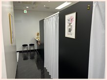 サロン エヌ(SALON N)の雰囲気（半個室なので、人目を気にせずお過ごしいただけます。）