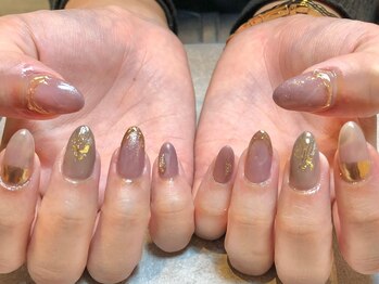 メイヴン(Maven)/ミラーアートネイル