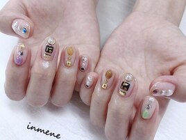 個性派パーツネイル