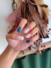 ワンカラー&くり抜きアート