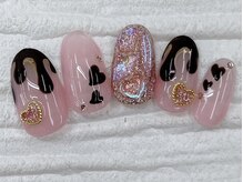 ハニービービー(Honey Bee Bee)/バレンタインネイル