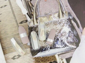 ラヴィヴィ 表参道店(LAVIVI.)/表参道