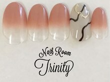 ネイルルーム トリニティ(Nail Room Trinity)/150種類以上選べるアート付