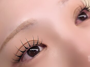 ガーデン(garden)の写真/まつ毛パーマやマツエクがすぐ取れてしまう…そんなお悩みを解消★負担軽減×キープ力◎
