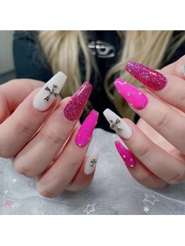 クイーンズビューティーサロン 新宿本店(Queen's beauty salon)/チップ長さだしやり放題