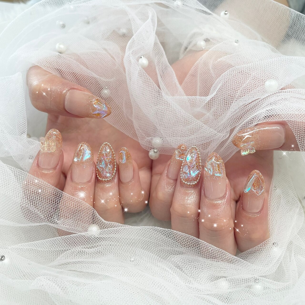 2026年冬トレンド】ラメグラデーション ロングのネイルデザイン集