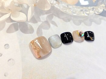 アローナ(Arona)/【FOOT】定額8800円