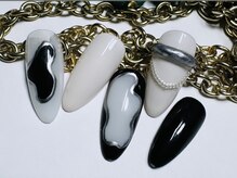 ムーンズ(Moon's)/