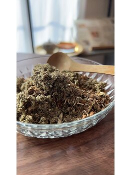 マロカ(Marroka)/【若よもぎ蒸し施術の流れ2】