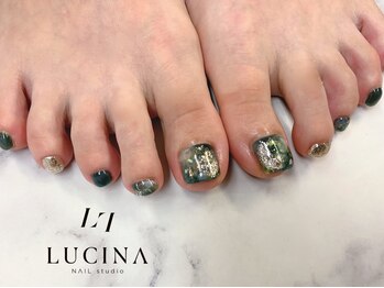 ネイルスタジオ ルキナ(LUCINA)/H-813ブルーニュアンスフット