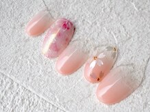 カトルナフ(quatre fois neuf)/桜ピンクのグラデーションネイル