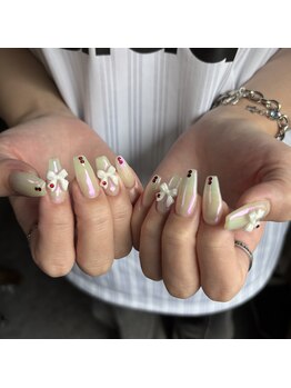 リノン(Linon)/オーロラネイル