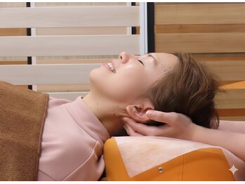 ラントベース 博多本店(RUNtoBASE)/首の疲れや肩こりには後頭下筋