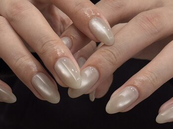 ジンジャー(GINGER)の写真/≪モチの良さ×浮かない≫高技術な施術でストレスフリーな指先へ♪洗練されたシンプル~最旬アートまで◇