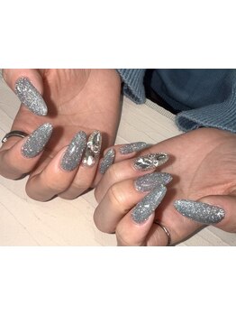 シンプル系（オフィス・日常）が得意