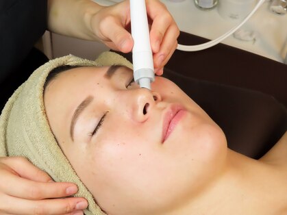 シミ・しわ・毛穴改善サロン PONO荻窪《毛穴/ハーブピーリング/シミ改善/LAESSE》の写真